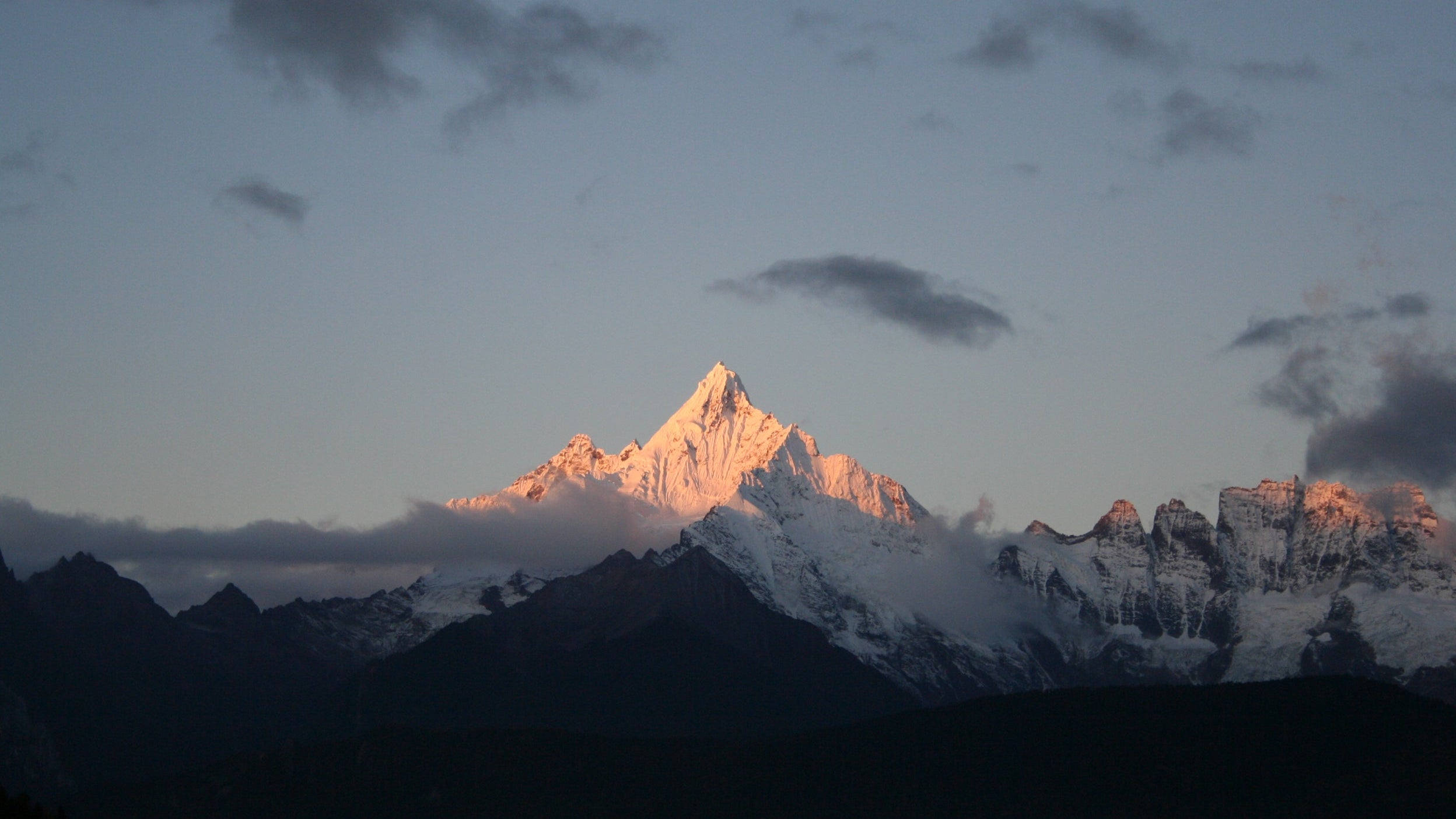 Snow Mountain Pristine Pure Supreme Silk