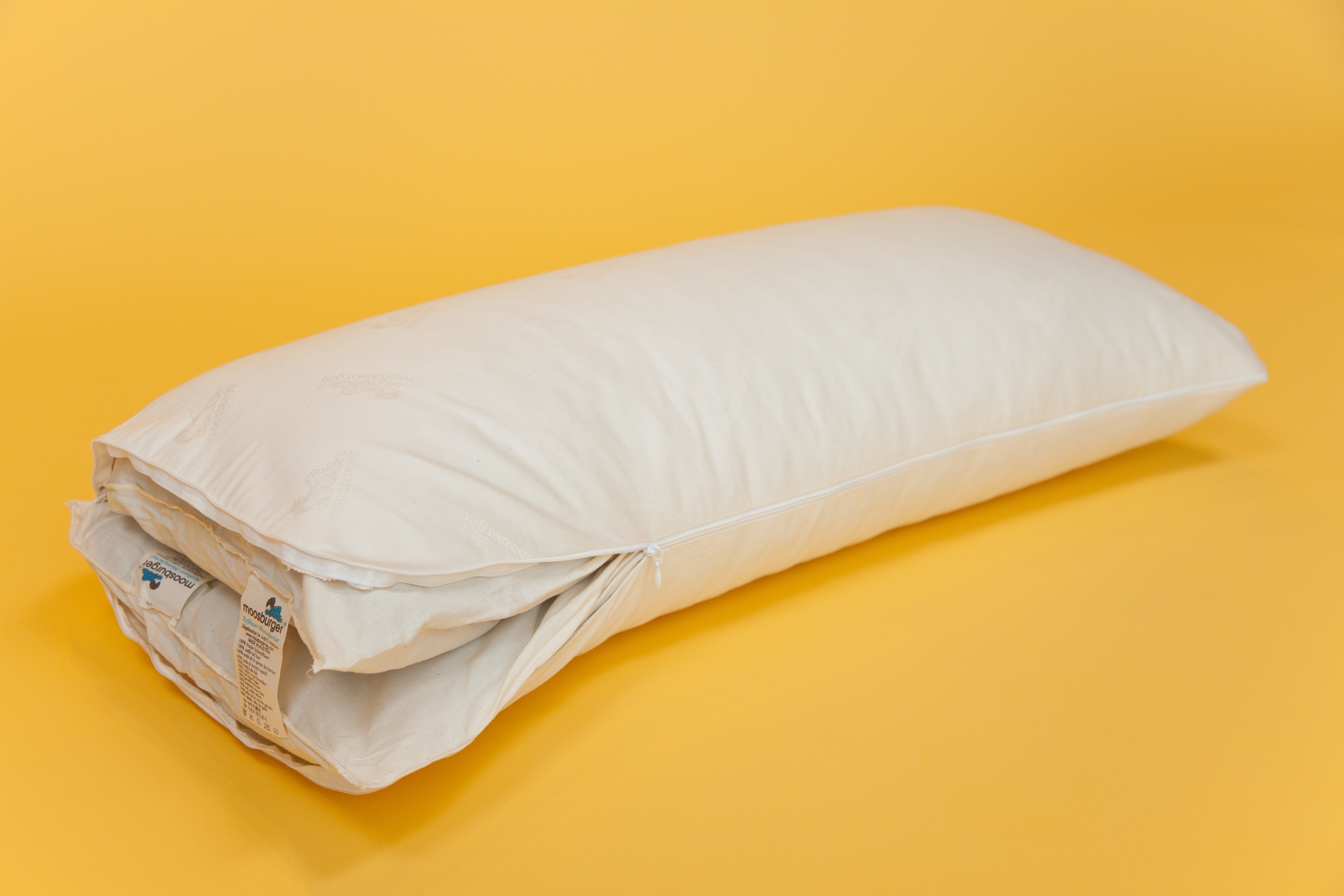 Horse Tail Hair Pillow R3216