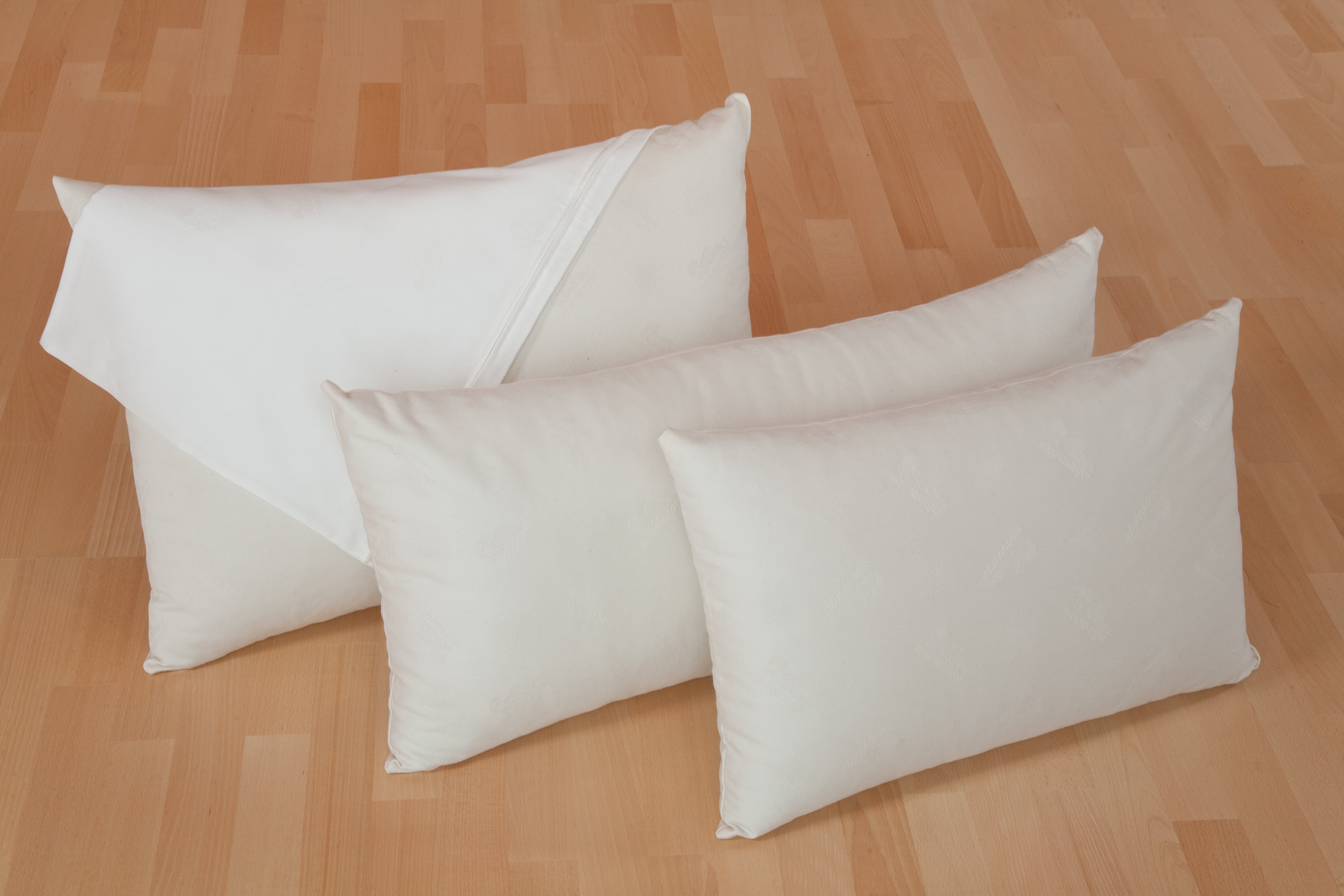 Horse Tail Hair Pillow R32,32 Inch (Pre-order)